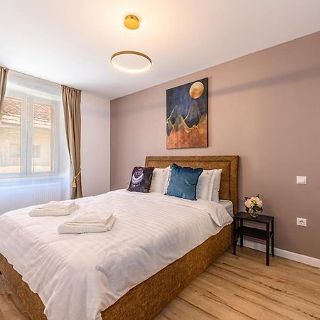 Schei Gate Apartment Braşov Buitenkant foto