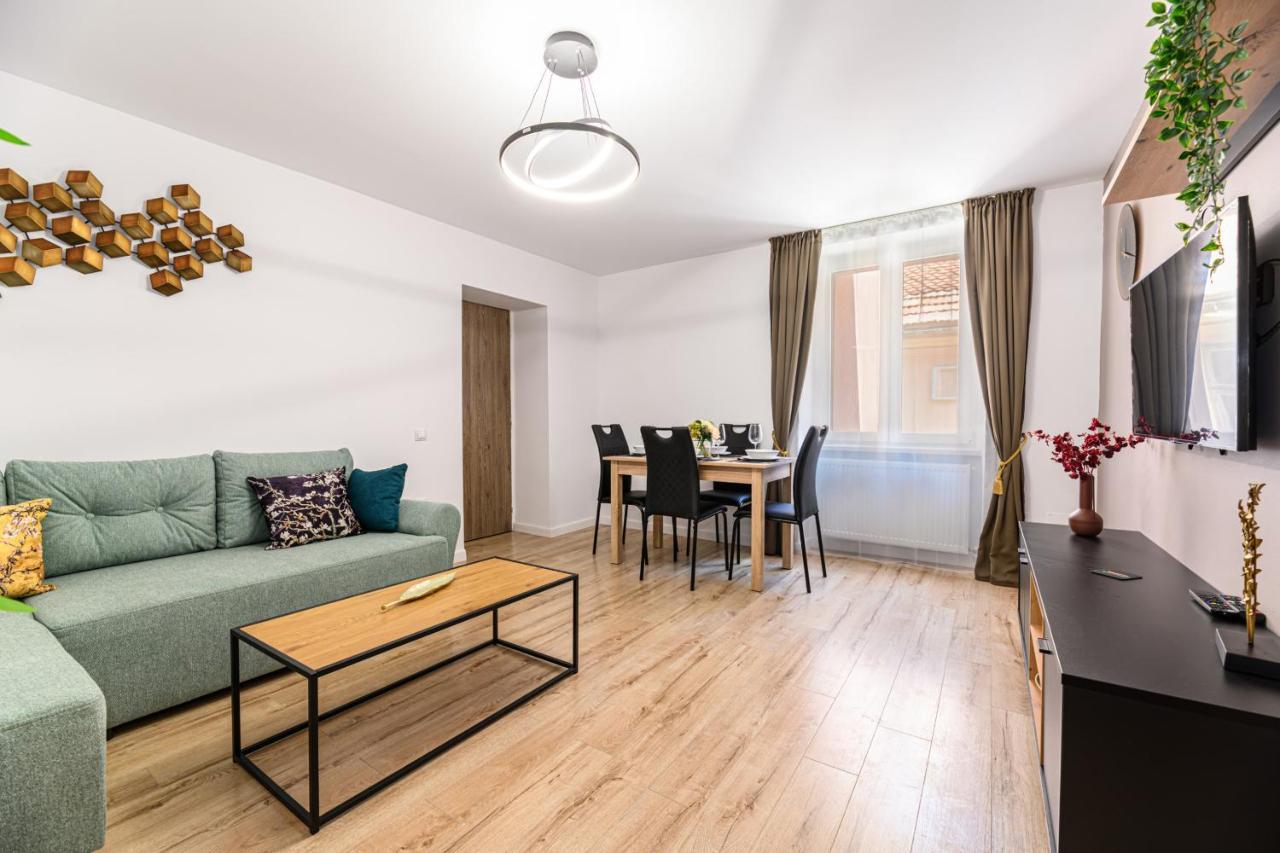 Schei Gate Apartment Braşov Buitenkant foto